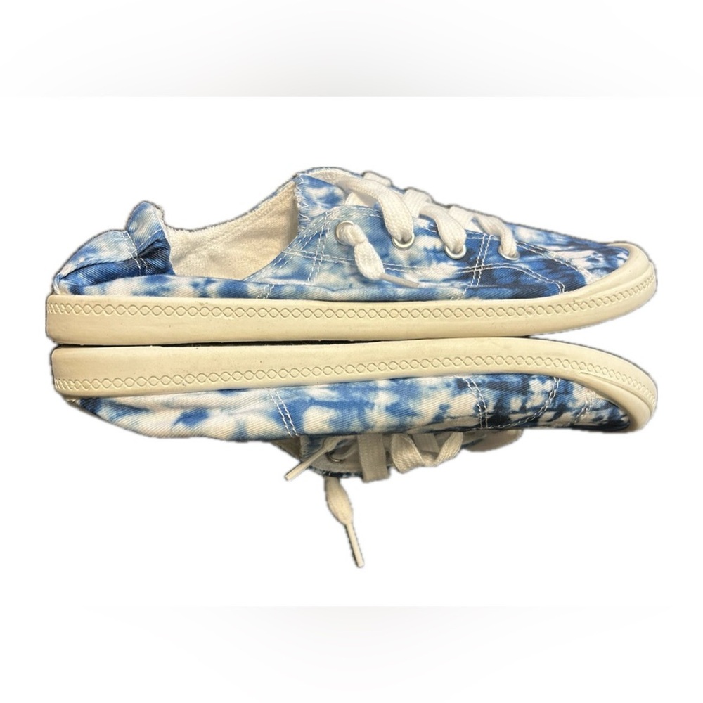 Time and Tru Tie Dye Sneakers. Size 8. - Picture 7 of 12